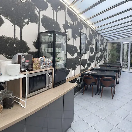 Hotel Lilas Gambetta-2